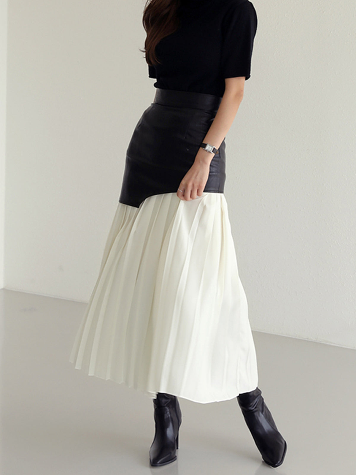 Asymmetric Pleated Maxi Skirt in Faux Leather for Stylish Everyday Wear