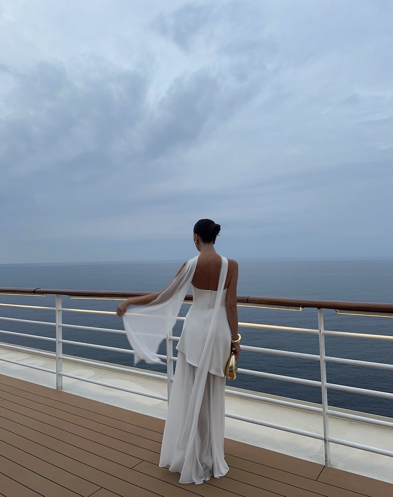 Asymmetrical Maxi Dress for Wedding Guests - Elegant Chiffon Fabric - Perfect for Formal Events and Celebrations