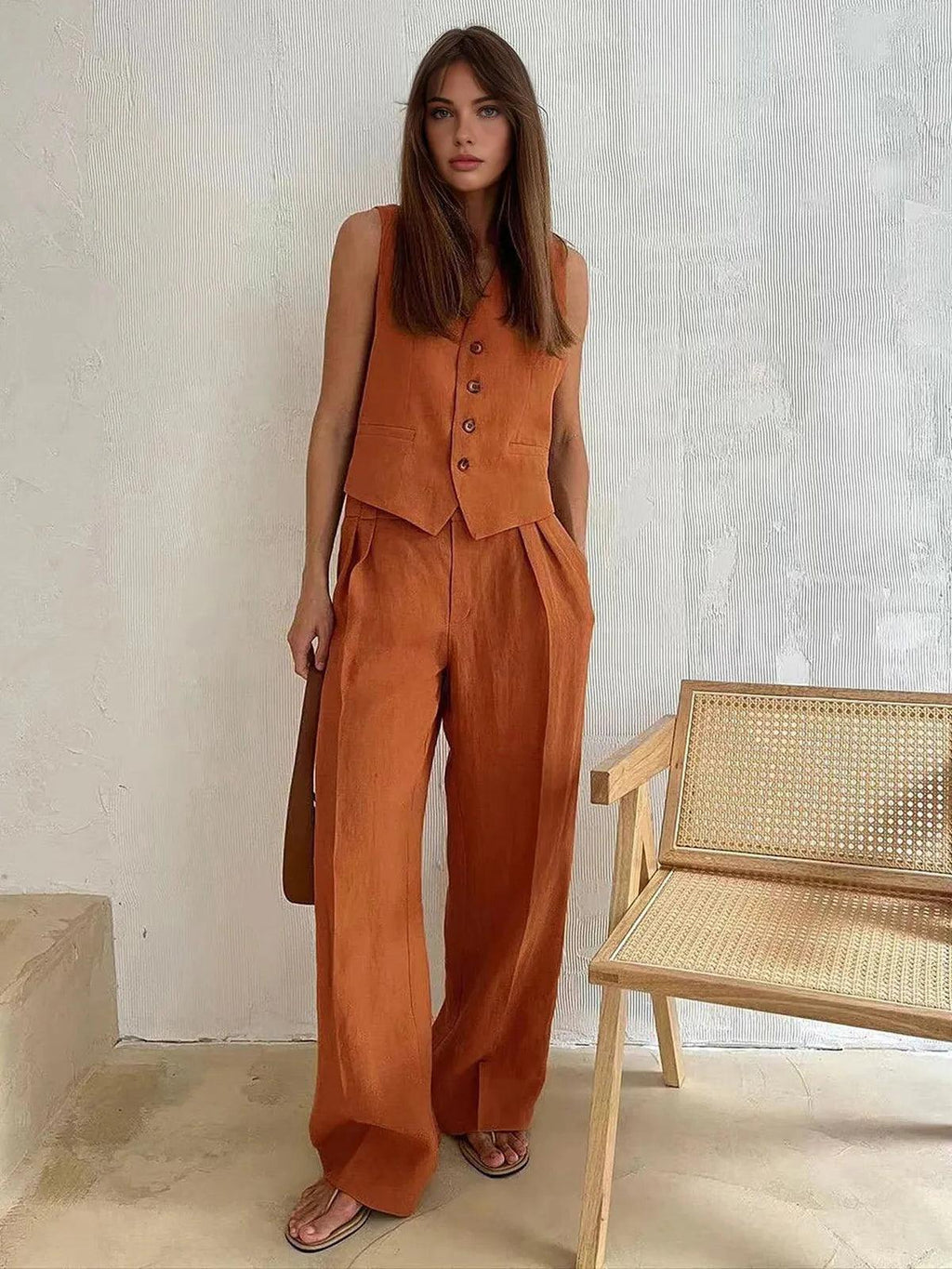 Cotton Linen Two-Piece Outfit for Women - Casual Summer Set with Top and Shorts