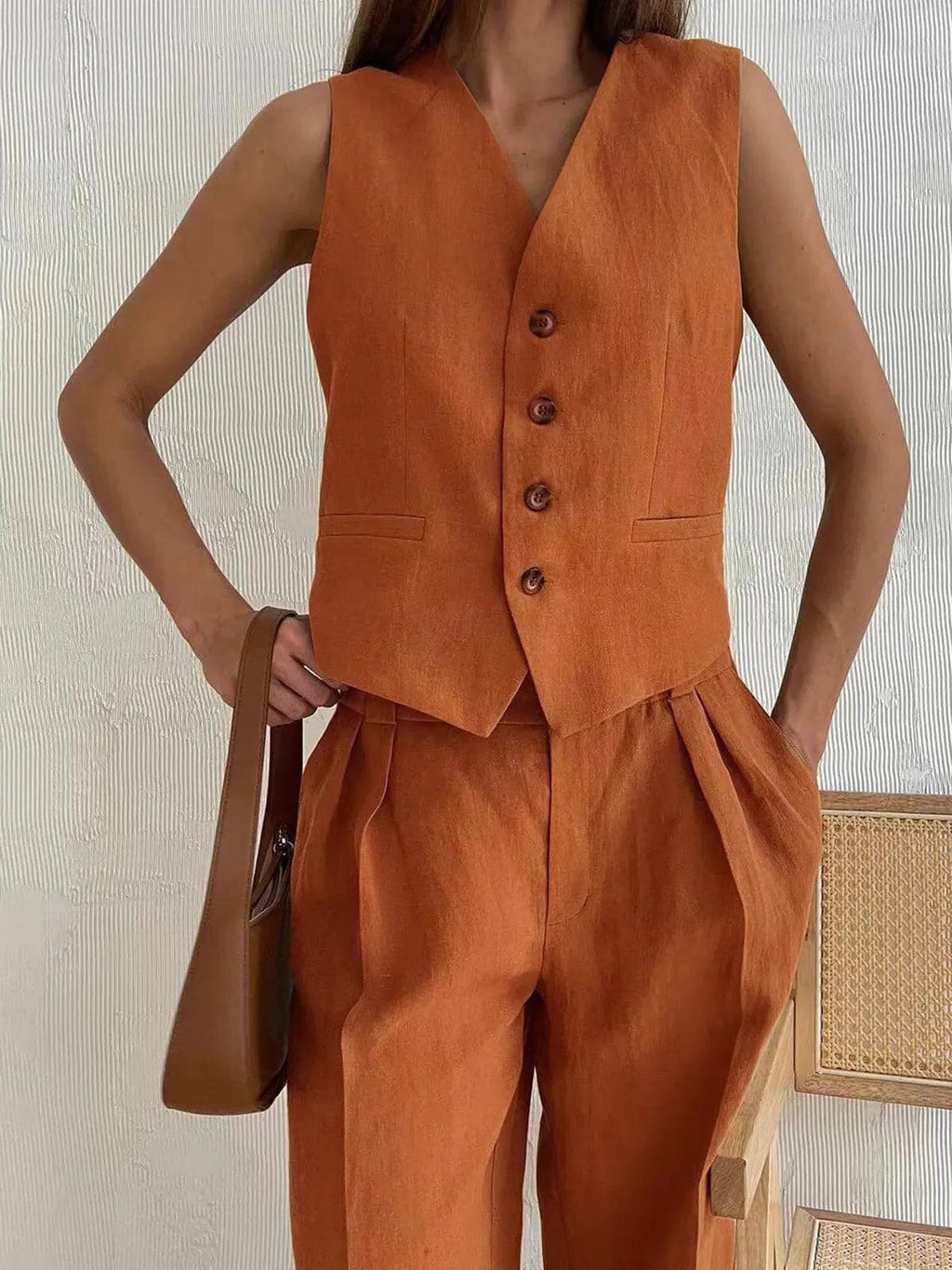 Cotton Linen Two-Piece Outfit for Women - Casual Summer Set with Top and Shorts