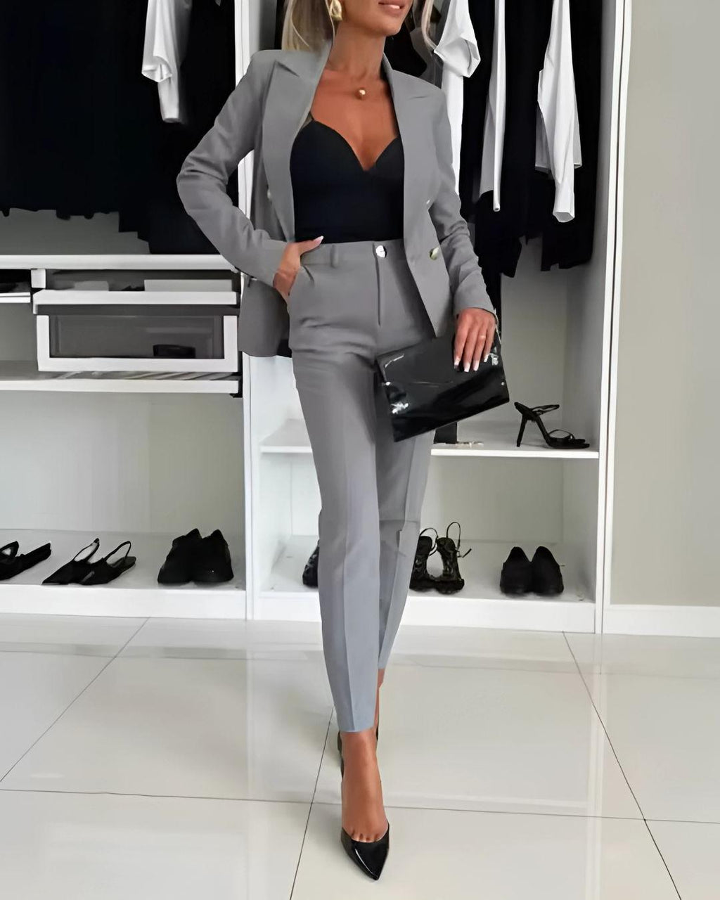 Double-Breasted Women's Suit Jacket - Tailored Fit, Elegant Design for Professional and Formal Wear