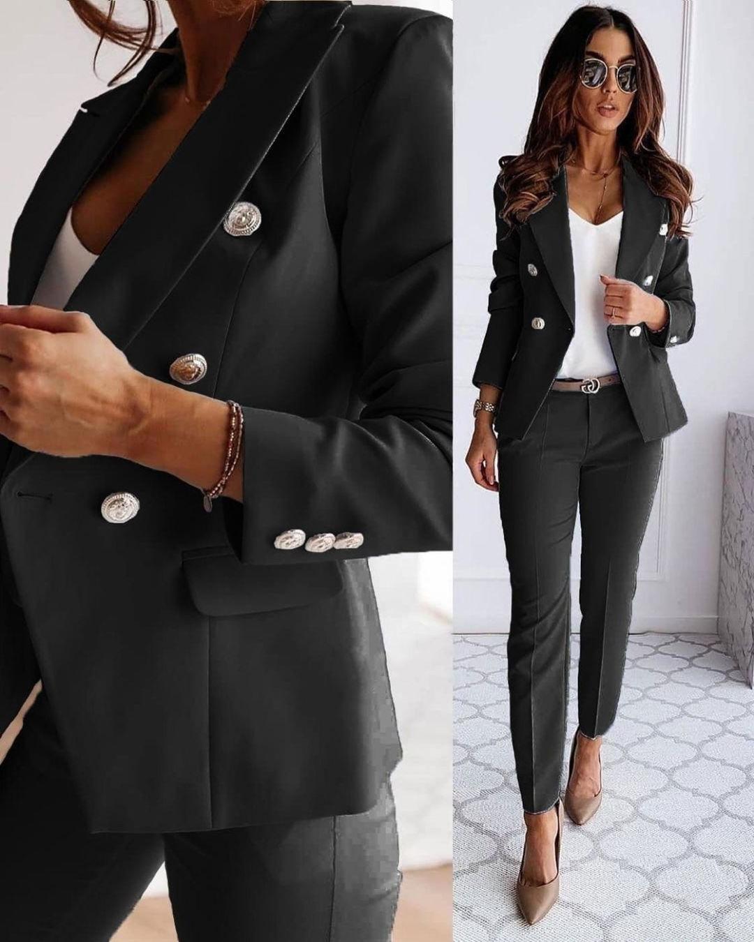 Double-Breasted Women's Suit Jacket - Tailored Fit, Elegant Design for Professional and Formal Wear