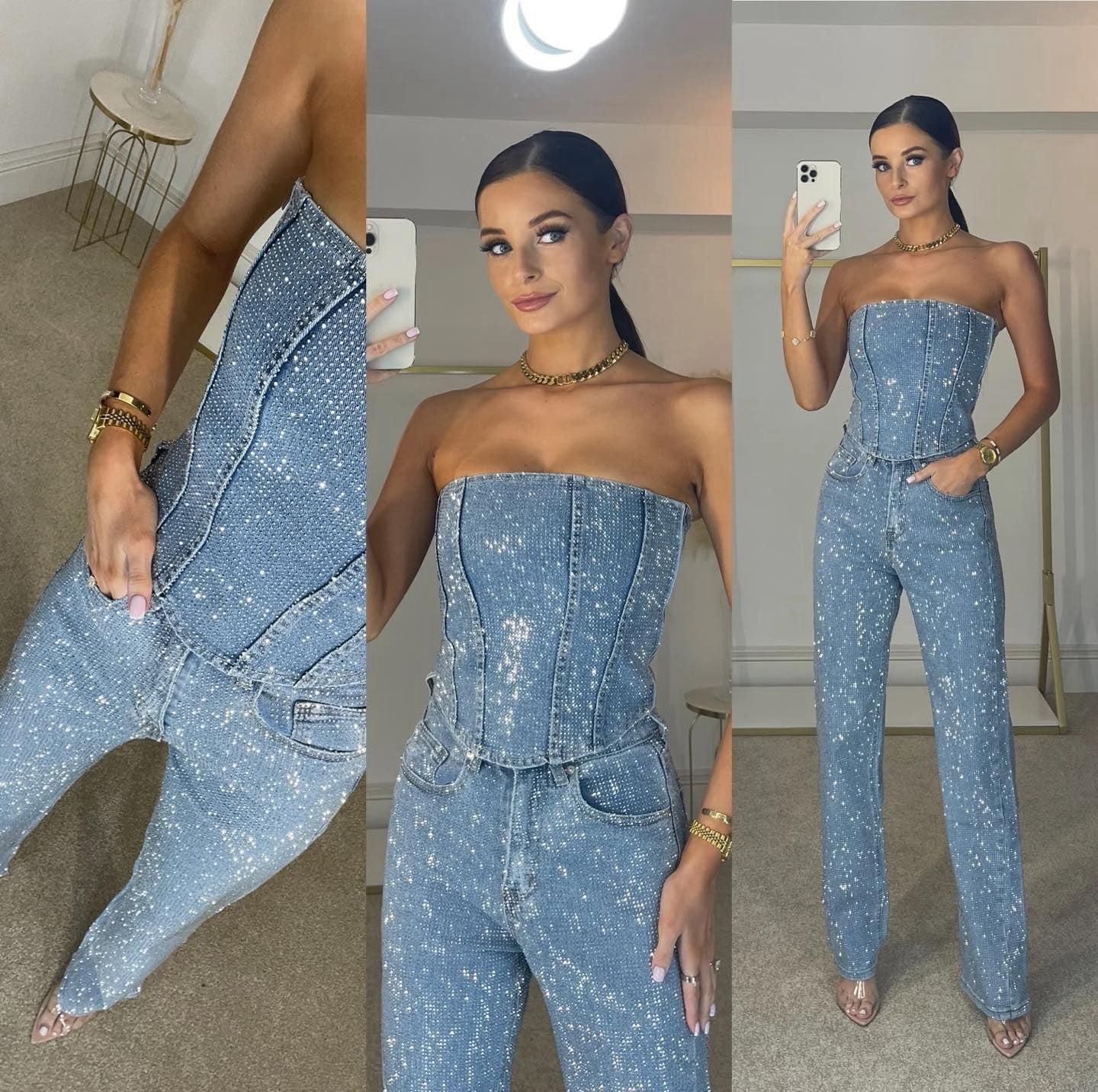 Elegant Women's Classic Jumpsuit in Soft Fabric for Casual or Formal Wear