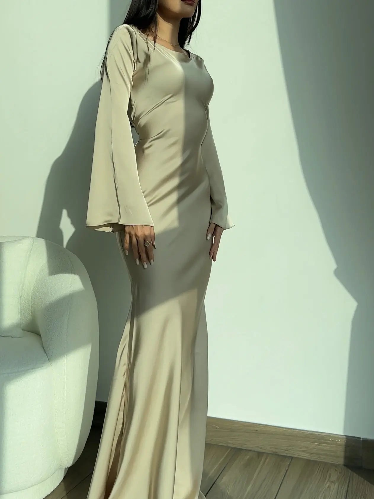 Long Sleeve Maxi Dress for Wedding Guests - Elegant Chiffon Evening Gown in Various Colors