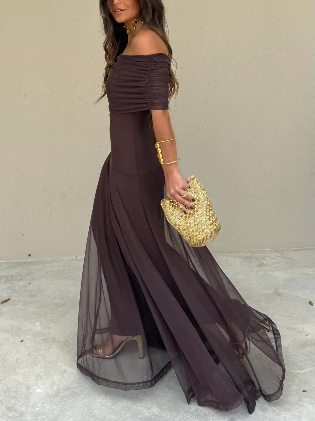 Off Shoulder Chiffon Maxi Dress for Women - Elegant Evening Wear, Perfect for Weddings and Formal Events