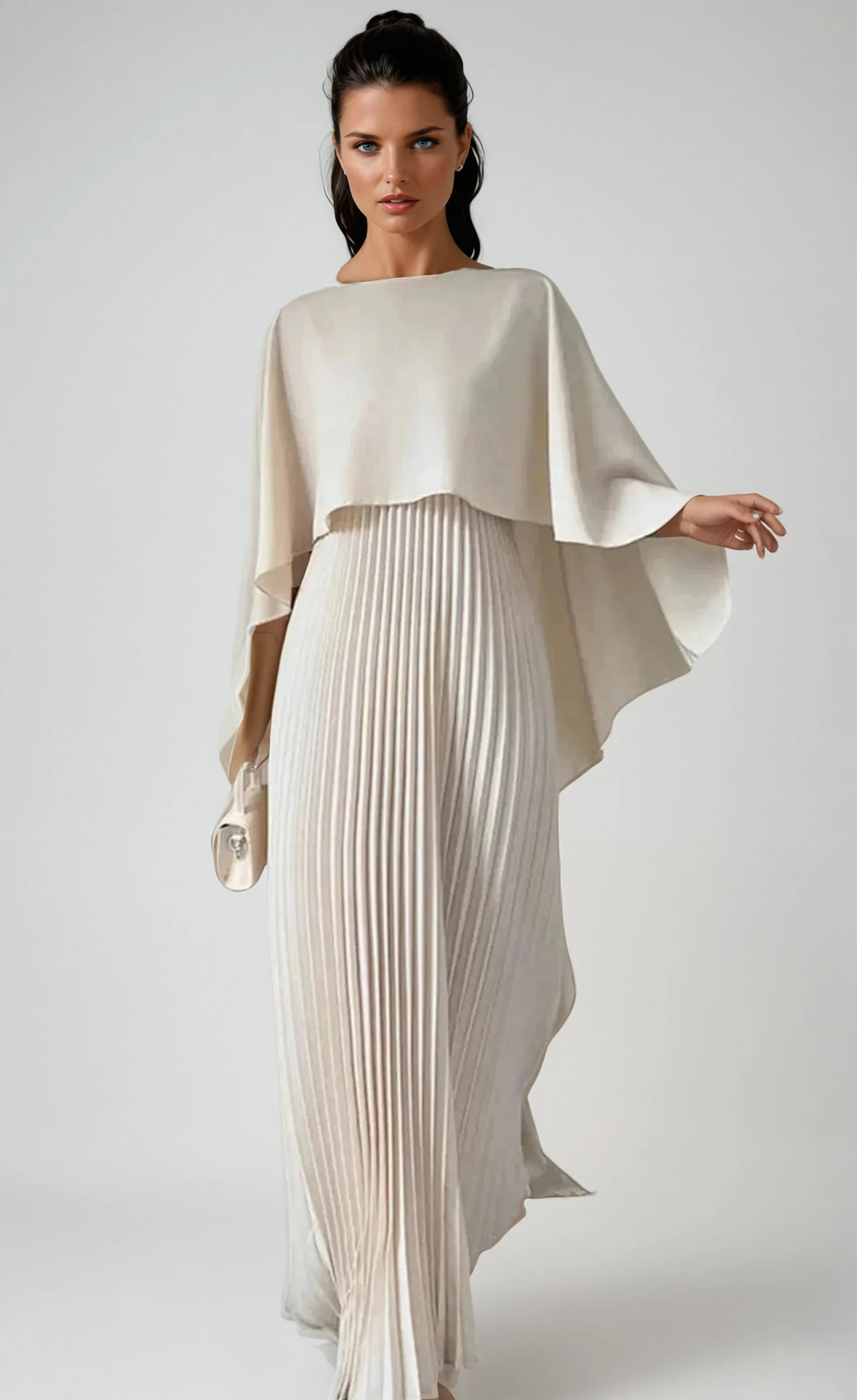 Pleated Maxi Dress with Batwing Sleeves for Wedding Guests - Elegant Evening Wear in Lightweight Fabric