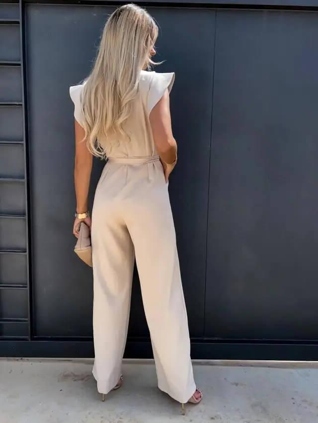 Women's Comfortable Jumpsuit in Soft Fabric - Elegant Design for Casual or Formal Wear