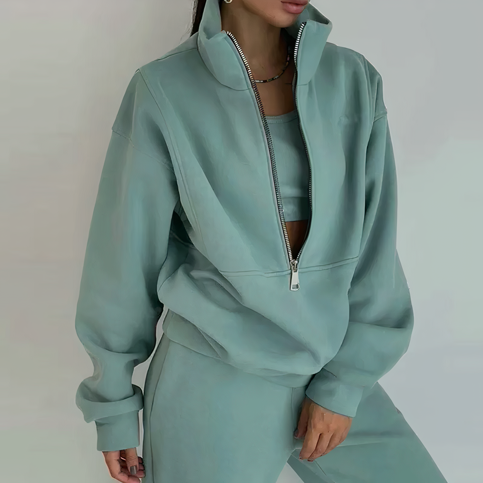 Women's Half-Zip Tracksuit Set - 2-Piece Athletic Outfit for Casual Wear and Exercise